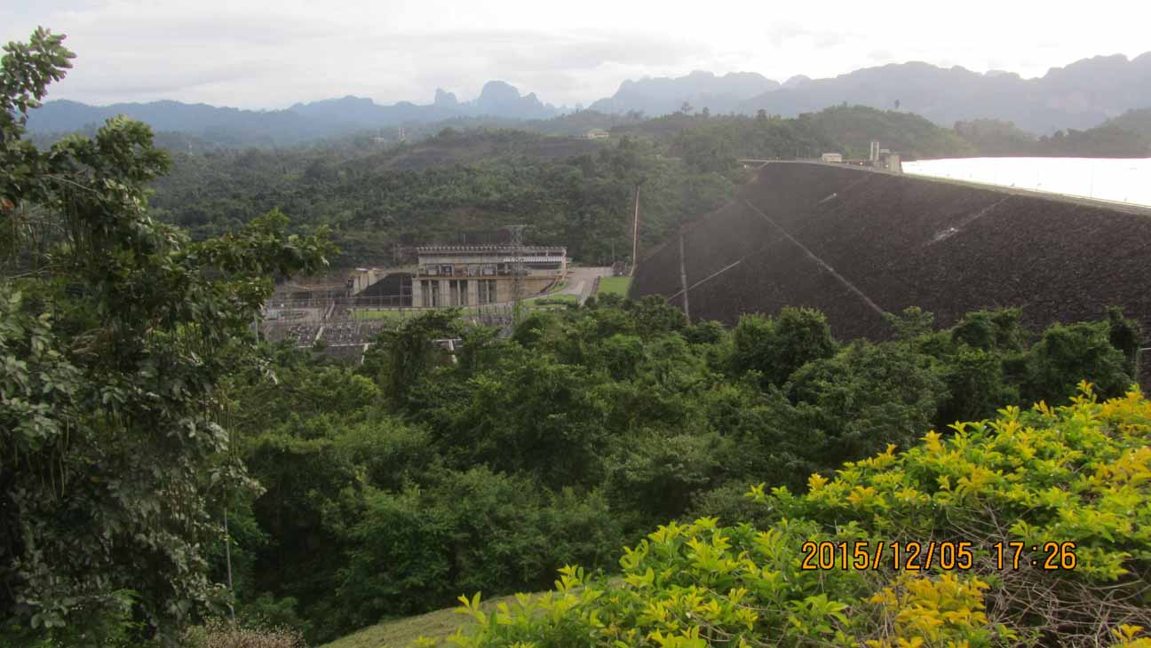 Dam_panorama 20.JPG 115.8K